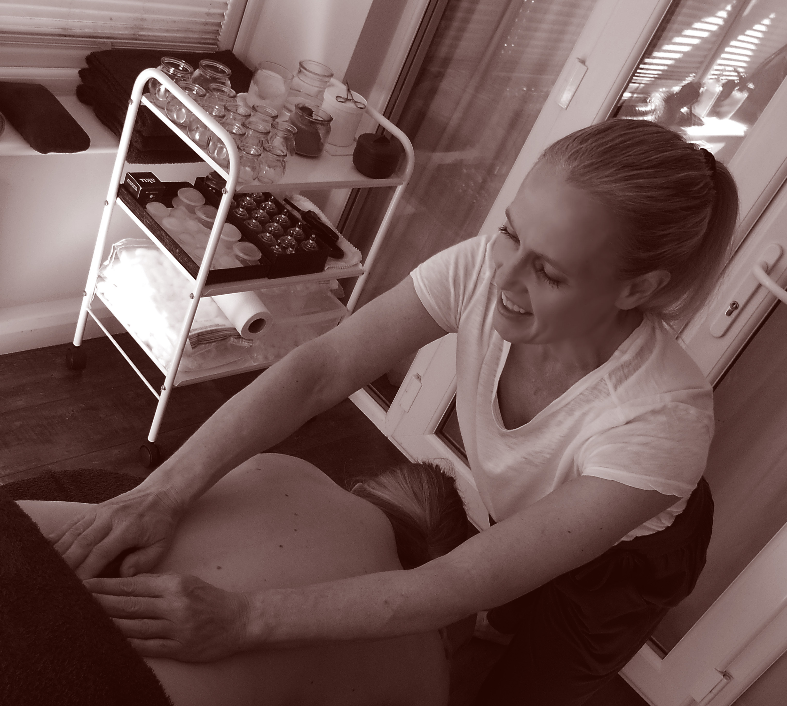 Pregnancy massage treatment